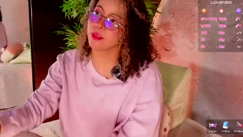 Snapshot of emma_nakamura chatting on 29, 4, 2026 online show from 29, 4, 2026