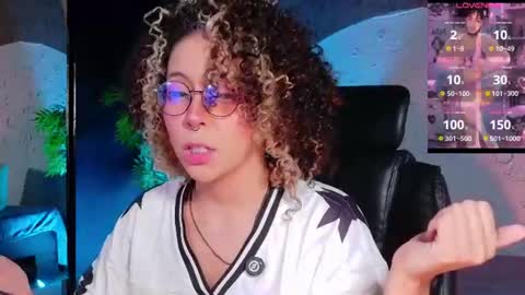 Snapshot of emma_nakamura chatting on 27, 6, 2026 online show from 27, 6, 2026