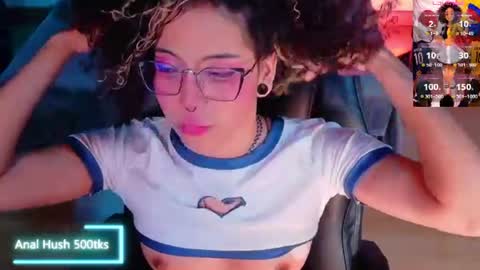 Snapshot of emma_nakamura chatting on 3, 7, 2026 online show from 3, 7, 2026