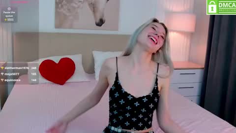 Snapshot of emma_plux chatting on 23, 2, 2025 Emma online show from 23, 2, 2025