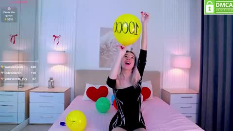 Snapshot of emma_plux chatting on 25, 2, 2025 Emma online show from 25, 2, 2025
