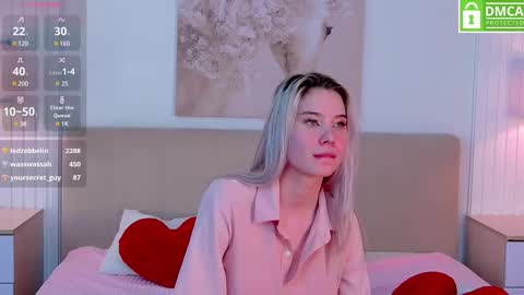 Snapshot of emma_plux chatting on 25, 2, 2025 Emma online show from 25, 2, 2025