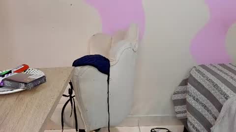 Snapshot of emma_queens1 chatting on 18, 7, 2026 Emma online show from 18, 7, 2026