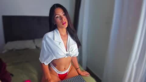 Emma INDEPENDENT MODEL online show from 7, 2, 2025