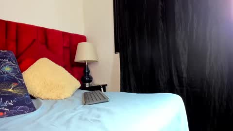 Snapshot of emma_rosse_01 chatting on 18, 9, 2025 Emma rosse online show from 18, 9, 2025