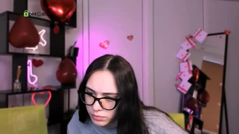 Snapshot of emma_swee chatting on 19, 2, 2026 emma_swee online show from 19, 2, 2026