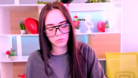 Snapshot of emma_swee chatting on 20, 2, 2026 emma_swee online show from 20, 2, 2026