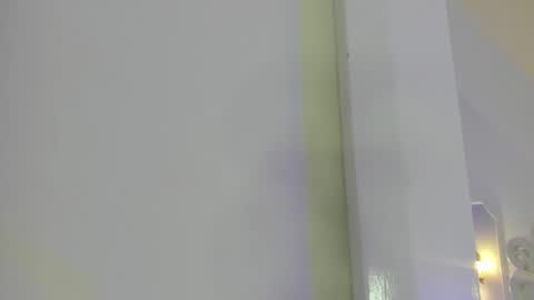 Snapshot of emma_torres__ chatting on 30, 12, 2024 Ema online show from 30, 12, 2024