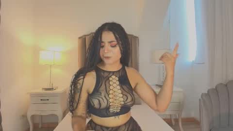 Snapshot of emma_torres__ chatting on 24, 9, 2025 Ema online show from 24, 9, 2025