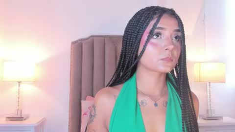 Snapshot of emma_torres__ chatting on 13, 6, 2026 Ema online show from 13, 6, 2026