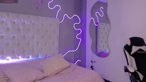 Snapshot of emma_visconti chatting on 19, 1, 2026 emma_visconti online show from 19, 1, 2026