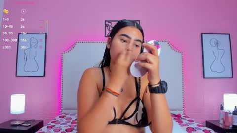 Snapshot of emma_whitee_ chatting on 20, 9, 2025 emma_whitee_ online show from 20, 9, 2025