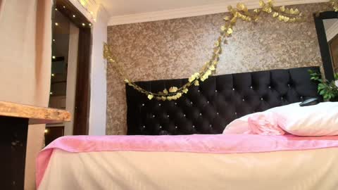Snapshot of emma_xue chatting on 24, 1, 2025 Emma online show from 24, 1, 2025