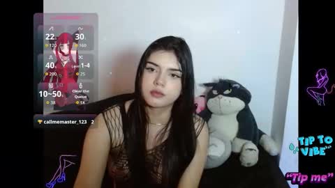 Snapshot of emma_yui19 chatting on 8, 10, 2025 emma online show from 8, 10, 2025