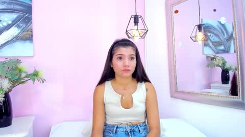 Snapshot of emmaa_sandoval chatting on 16, 11, 2025 Emma online show from 16, 11, 2025