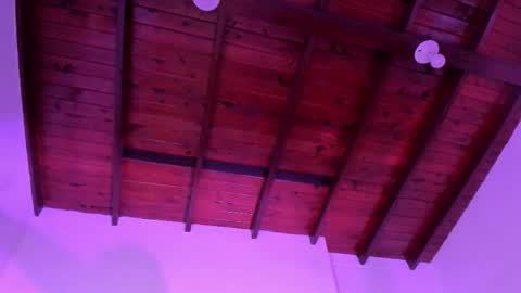 emma becket online show from 4, 3, 2026