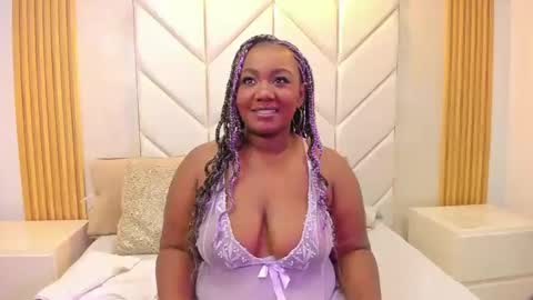 EmmaBrantt  online show from 5, 11, 2025