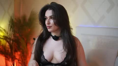  Emma  online show from 14, 4, 2026