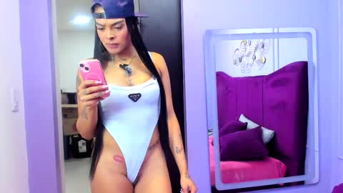 emmaebony_ online show from 23, 2, 2026