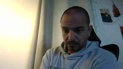 Ariel online show from 12, 4, 2026