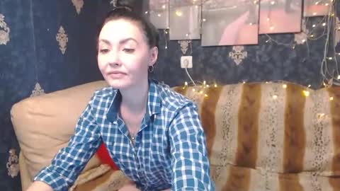Snapshot of emmagoldx chatting on 15, 12, 2024 EmmaGoldX online show from 15, 12, 2024