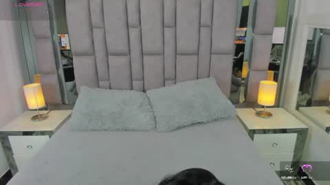 Snapshot of emmahill1 chatting on 11, 7, 2026 EMMA HILL online show from 11, 7, 2026