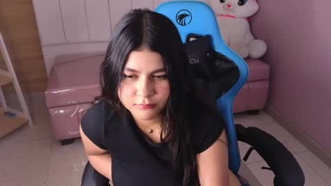 Snapshot of emmalee_a chatting on 23, 1, 2025 Emma online show from 23, 1, 2025