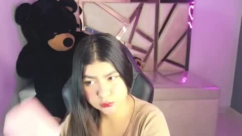 Snapshot of emmalee_a chatting on 30, 1, 2025 Emma online show from 30, 1, 2025