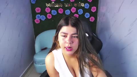 Snapshot of emmalee_a chatting on 28, 2, 2025 Emma online show from 28, 2, 2025