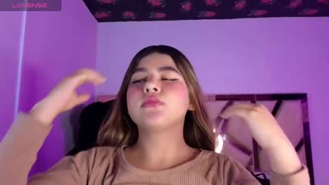 Snapshot of emmalee_a chatting on 6, 3, 2025 Emma online show from 6, 3, 2025