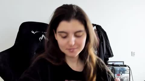 Snapshot of emmamon chatting on 19, 1, 2026 Emma online show from 19, 1, 2026