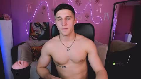 Snapshot of emmanuel_shine chatting on 18, 4, 2026 Emmi online show from 18, 4, 2026