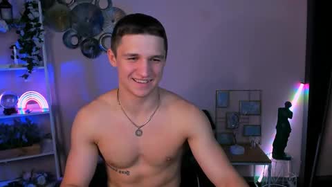 Snapshot of emmanuel_shine chatting on 25, 5, 2026 Emmi online show from 25, 5, 2026