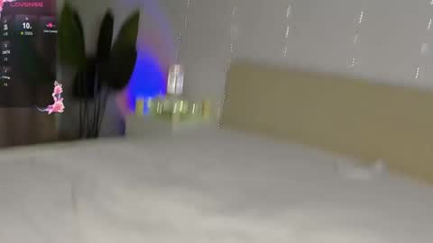 emmanuelleee online show from 5, 1, 2026