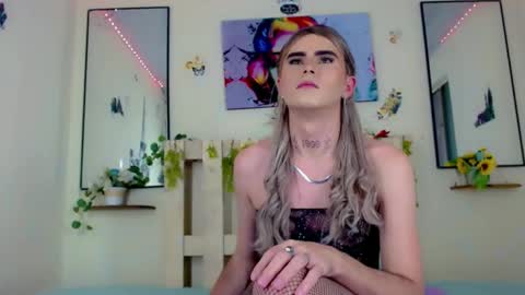 Snapshot of emmavegas19 chatting on 13, 1, 2025 emmavegas19 online show from 13, 1, 2025