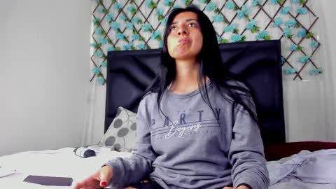  Emma  online show from 4, 4, 2026