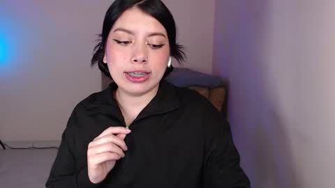 Snapshot of emmi_0 chatting on 6, 2, 2026 Emily Independent model online show from 6, 2, 2026