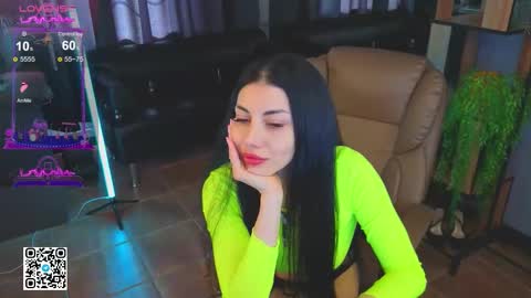 Mia online show from 10, 9, 2025