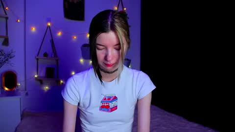 emmie_everly online show from 18, 10, 2025