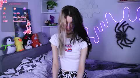 emmie_everly online show from 11, 2, 2026