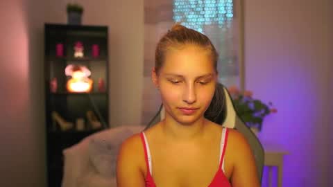 Emmie online show from 11, 10, 2025