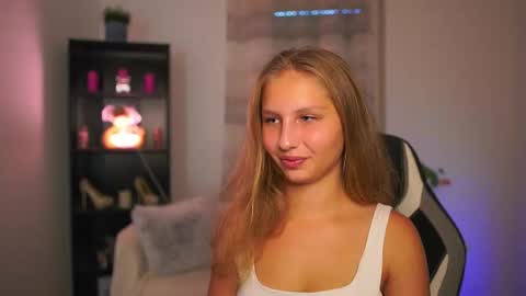 Emmie online show from 17, 10, 2025