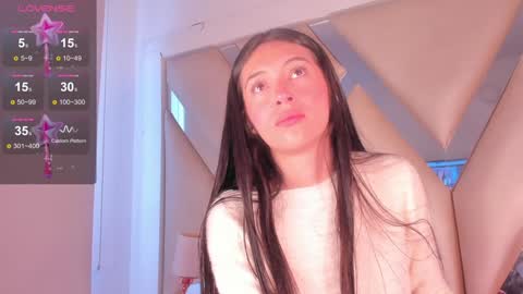 Snapshot of emmily_evans_ chatting on 13, 1, 2025 emmily_evans_ online show from 13, 1, 2025