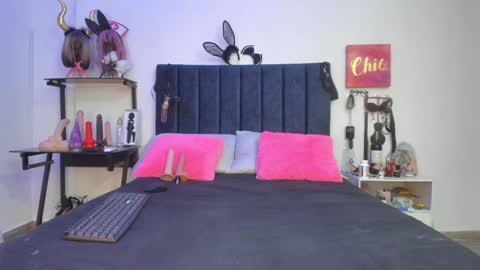          online show from 6, 1, 2025