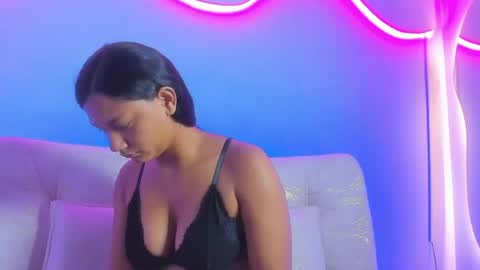 Snapshot of emmilybratz chatting on 24, 6, 2026 EMMILY online show from 24, 6, 2026