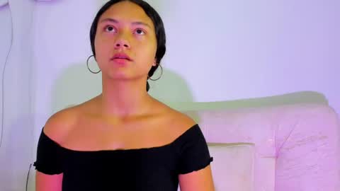 Snapshot of emmilybratz chatting on 25, 7, 2026 EMMILY online show from 25, 7, 2026