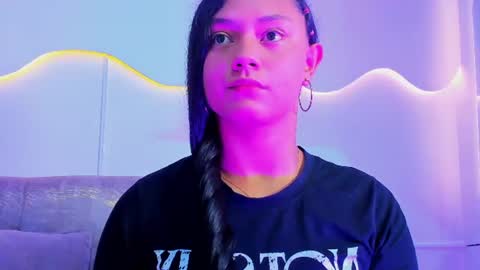 Snapshot of emmilybratz chatting on 28, 7, 2026 EMMILY online show from 28, 7, 2026