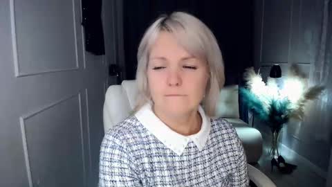 emmmam online show from 26, 11, 2025