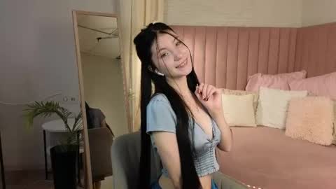 Snapshot of emmy_dreamy_ chatting on 11, 7, 2026 emmy_dreamy_ online show from 11, 7, 2026