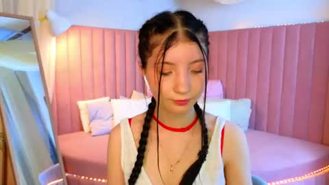 Snapshot of emmy_dreamy_ chatting on 30, 7, 2026 emmy_dreamy_ online show from 30, 7, 2026